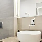 Casa Dos Bicos Charming Apartament *