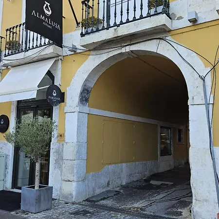 Casa Dos Bicos Charming * 리스본